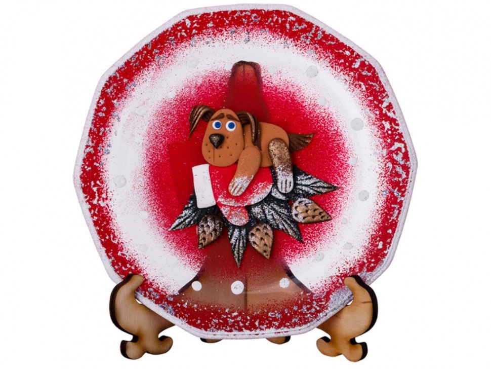 Тарелка стеклянная декоративная на подставке диаметр 150. рисунок: символ года: собака на варежке на (135-5254) 